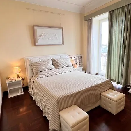 Bed & Breakfast Calabritto Naples