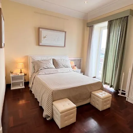 Bed & Breakfast Calabritto Naples