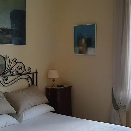 Calabritto Bed & Breakfast Naples