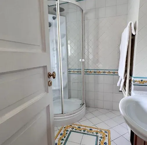 住宿加早餐酒店 Calabritto 3*