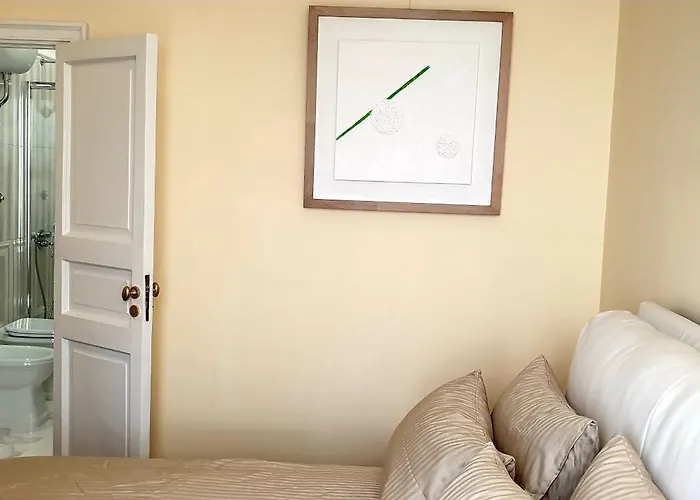 住宿加早餐酒店 Calabritto 3*