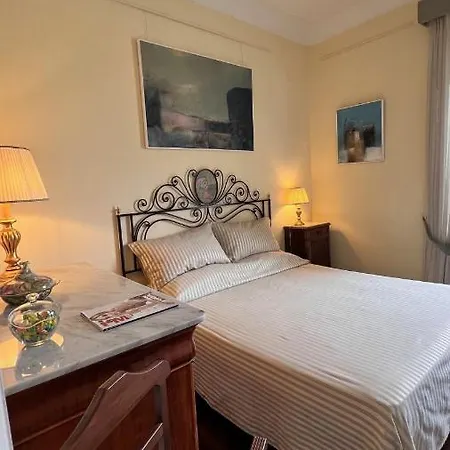 Bed & Breakfast Calabritto 4*