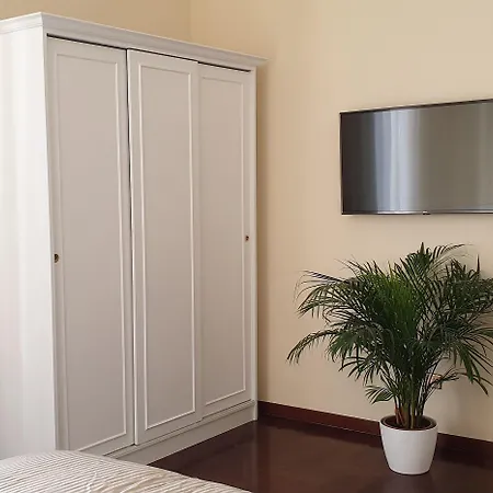 Calabritto Bed & Breakfast 4*